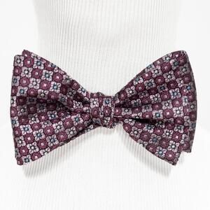 Daniel Cremieux 100% Silk Self Tie Bow Tie